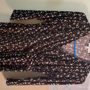 A long sleeve shirt very flowy